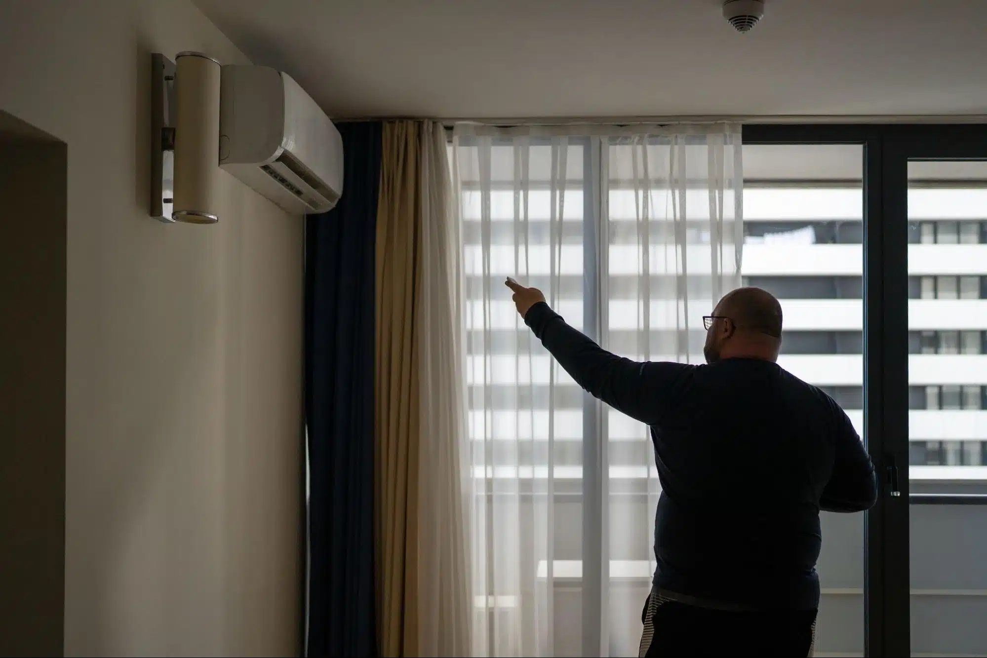 Klimatyzacja w mieszkaniu – dlaczego warto zamontować klimatyzację?