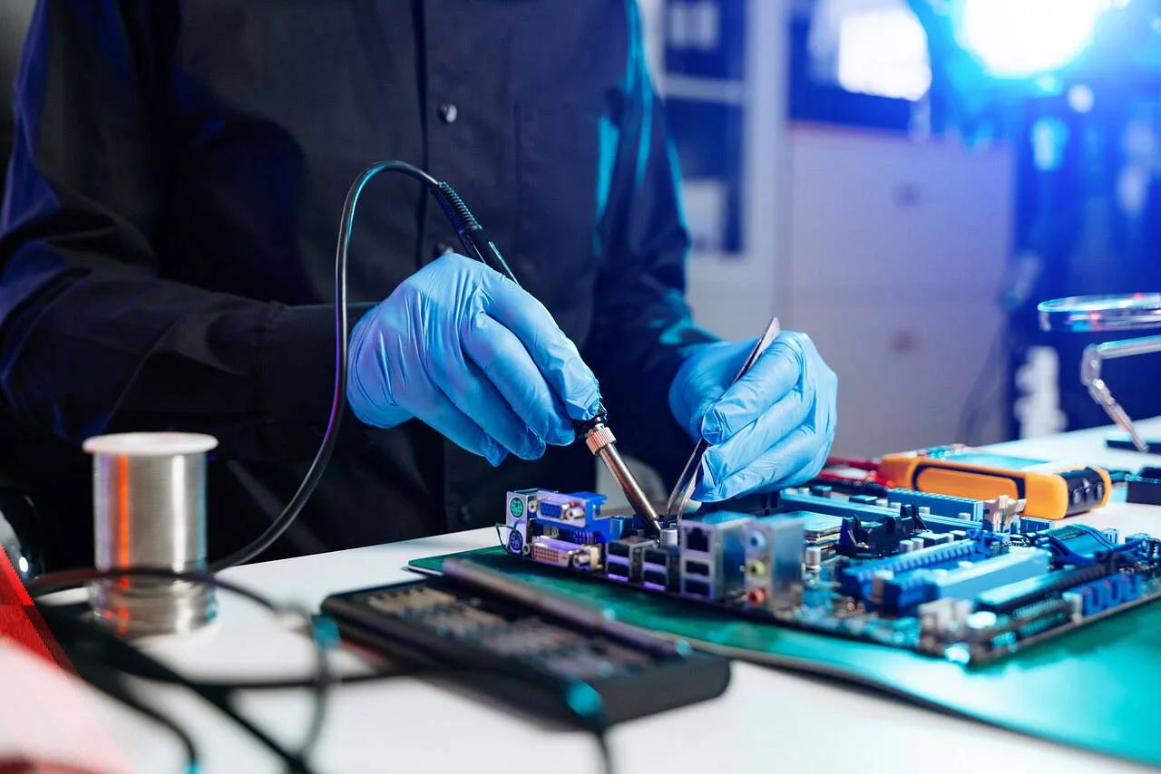 Produkcja kontraktowa elektroniki – najlepsze rozwiązanie na współczesnym rynku