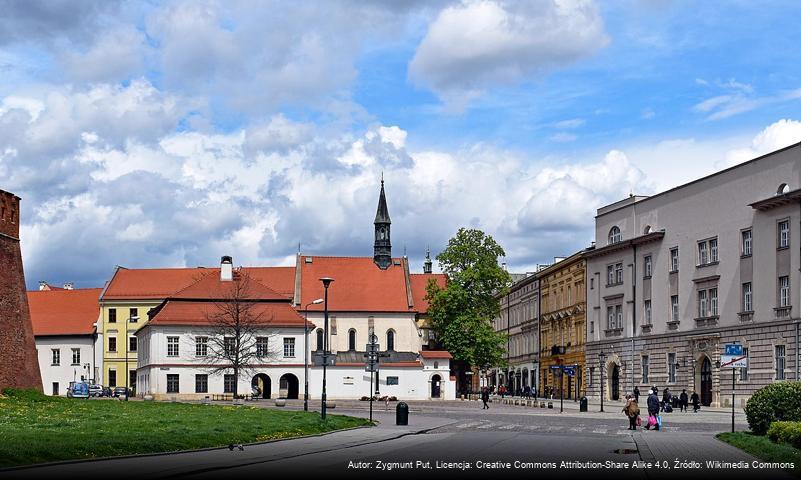 Plac im. ojca Adama Studzińskiego w Krakowie