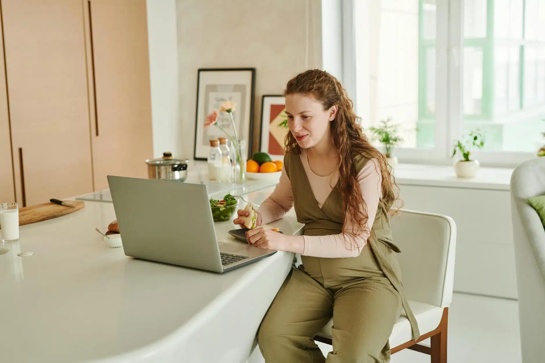 Czy konsultacje psychiatryczne online są dobre dla nastolatków?