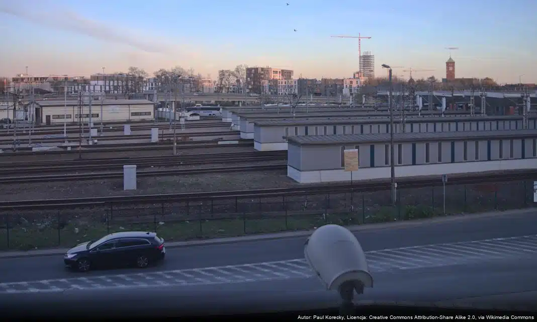Wsparcie dla mieszkańców bloku przy ul. Bochenka po pożarze